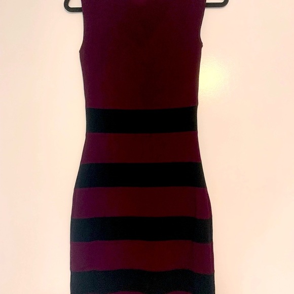 🎉HOST PICK🎉 Jacob fabulously sexy purple and black bodycon bandage dress - Picture 2 of 6